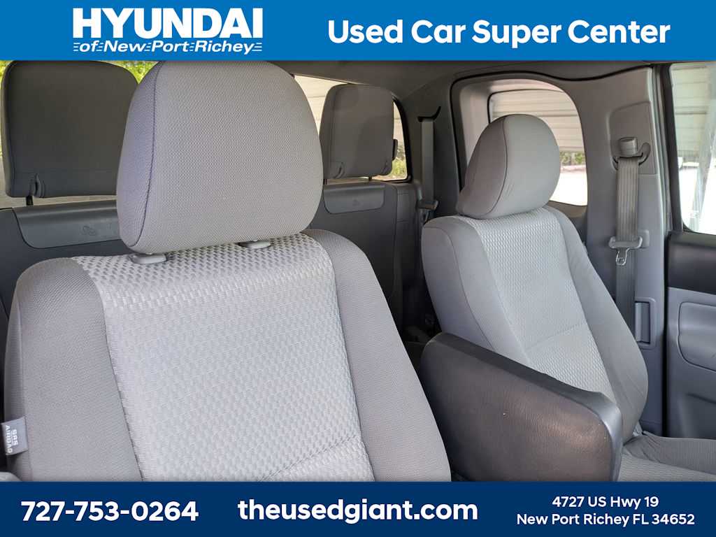 Thumbnail: 2012 Toyota Tacoma - 6