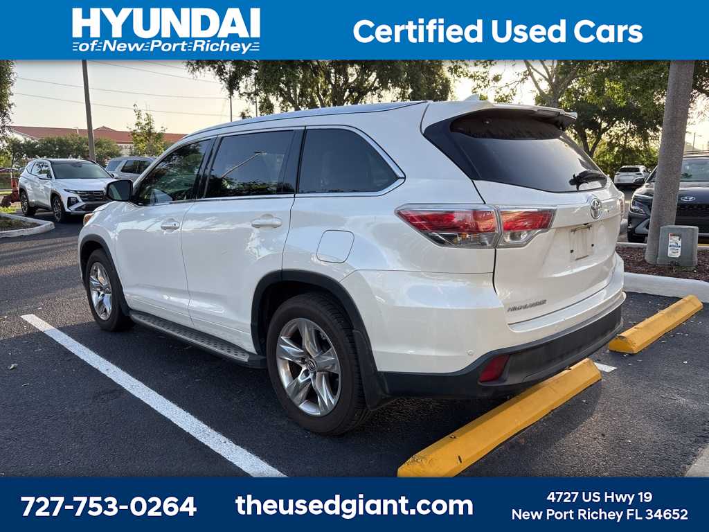 Thumbnail: 2016 Toyota Highlander - 2