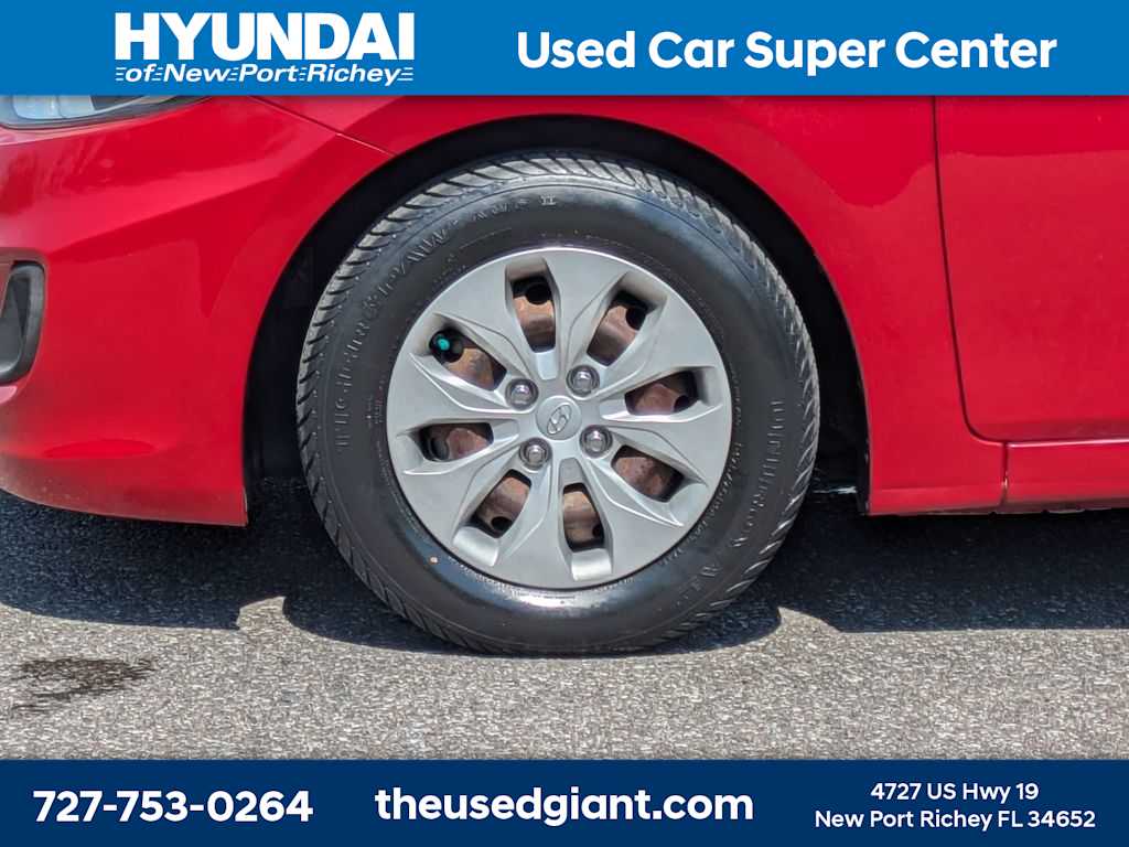 Thumbnail: 2016 Hyundai Accent - 10