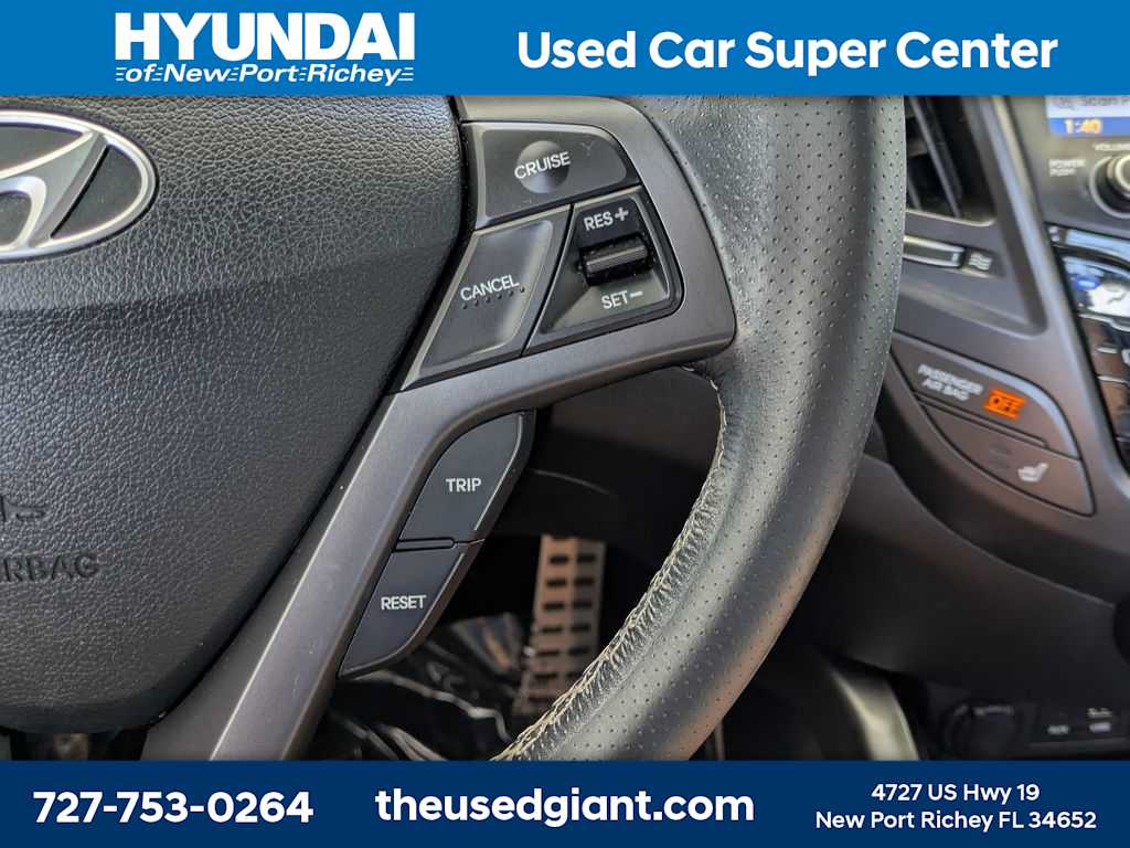 Thumbnail: 2016 Hyundai Veloster - 28