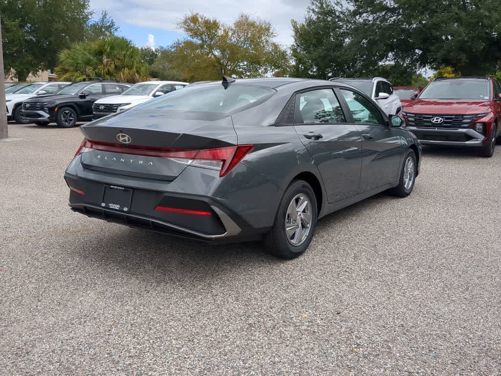 Thumbnail: 2025 Hyundai Elantra - 7