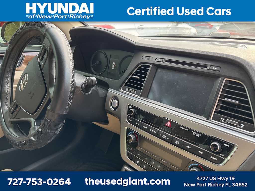 Thumbnail: 2015 Hyundai Sonata - 7