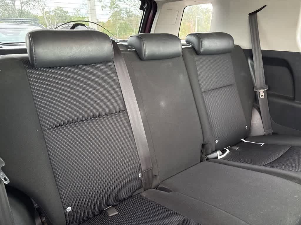 Thumbnail: 2007 Toyota FJ Cruiser - 8