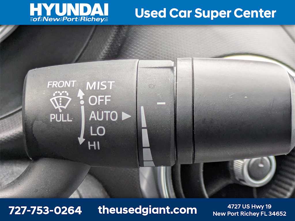 Thumbnail: 2022 Mazda MX-5 Miata - 30