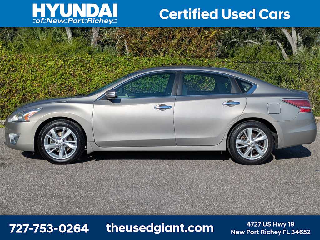 Thumbnail: 2015 Nissan Altima - 2