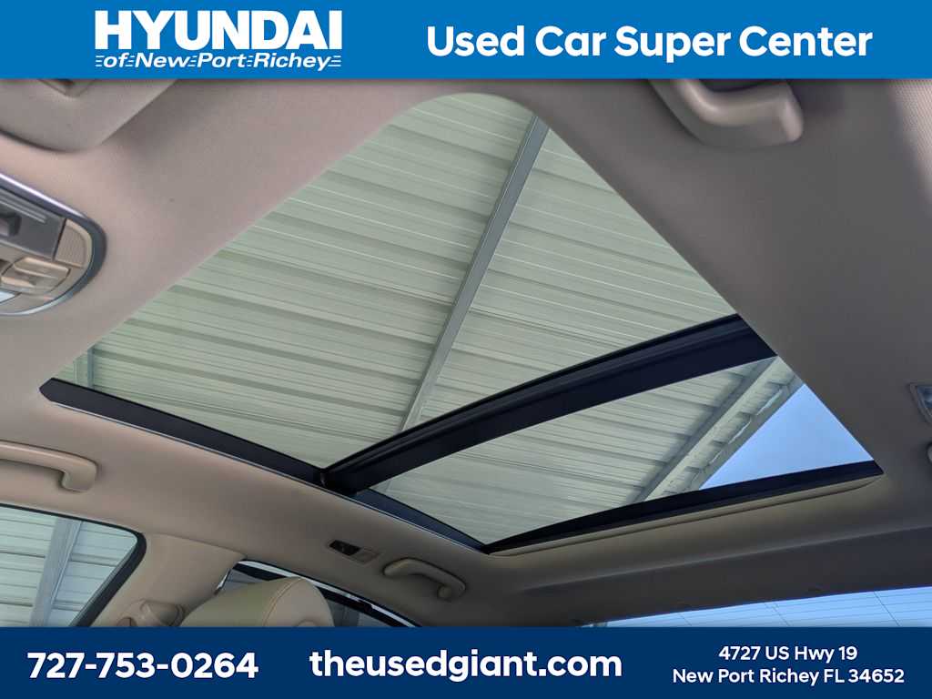 Thumbnail: 2015 Hyundai Sonata - 24