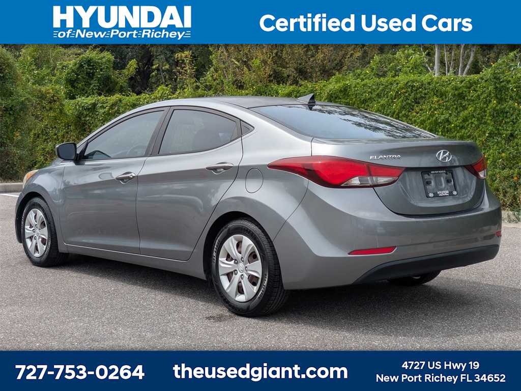 Thumbnail: 2016 Hyundai Elantra - 3
