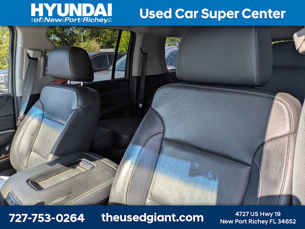 Thumbnail: 2018 Chevrolet Suburban - 3