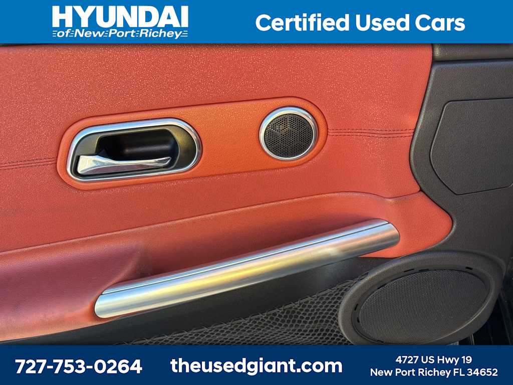 Thumbnail: 2004 Chrysler Crossfire - 8