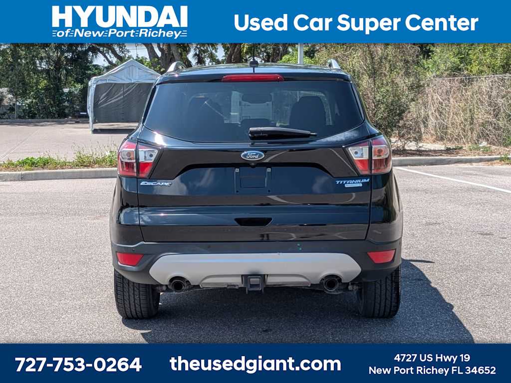 Thumbnail: 2017 Ford Escape - 4
