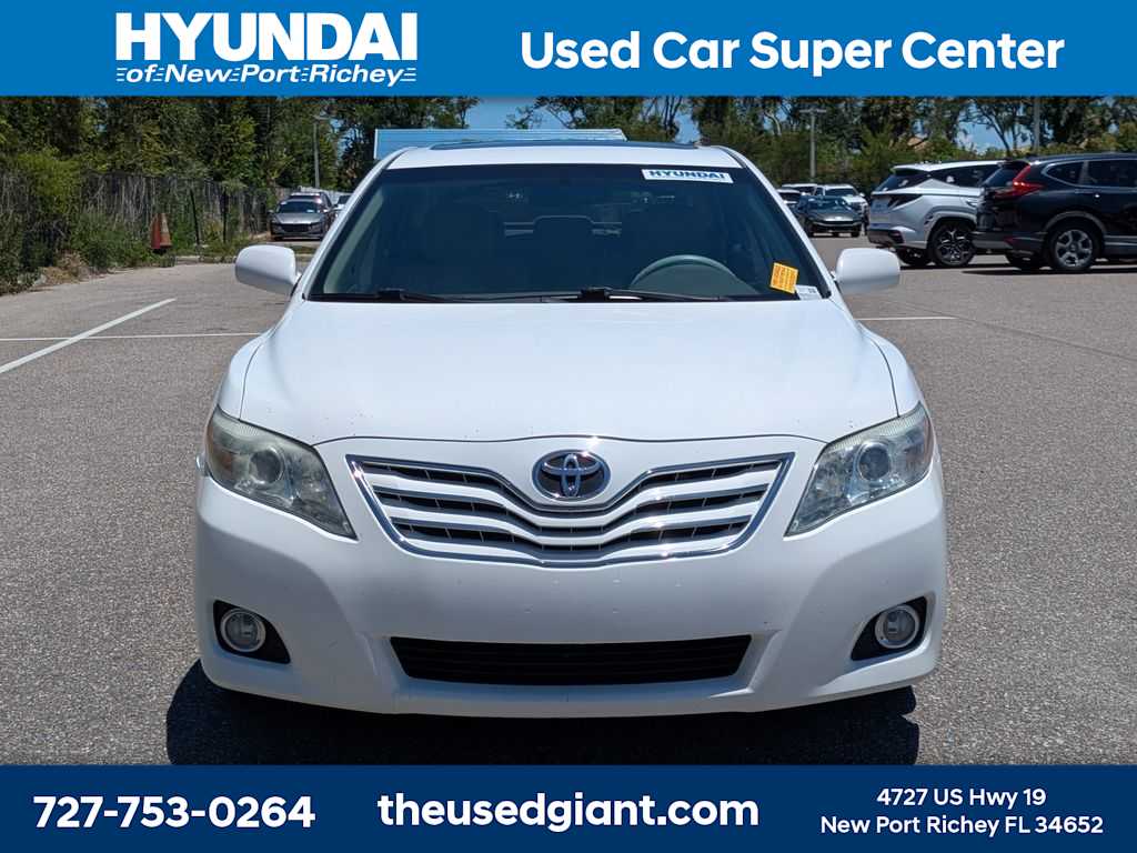 Thumbnail: 2011 Toyota Camry - 8