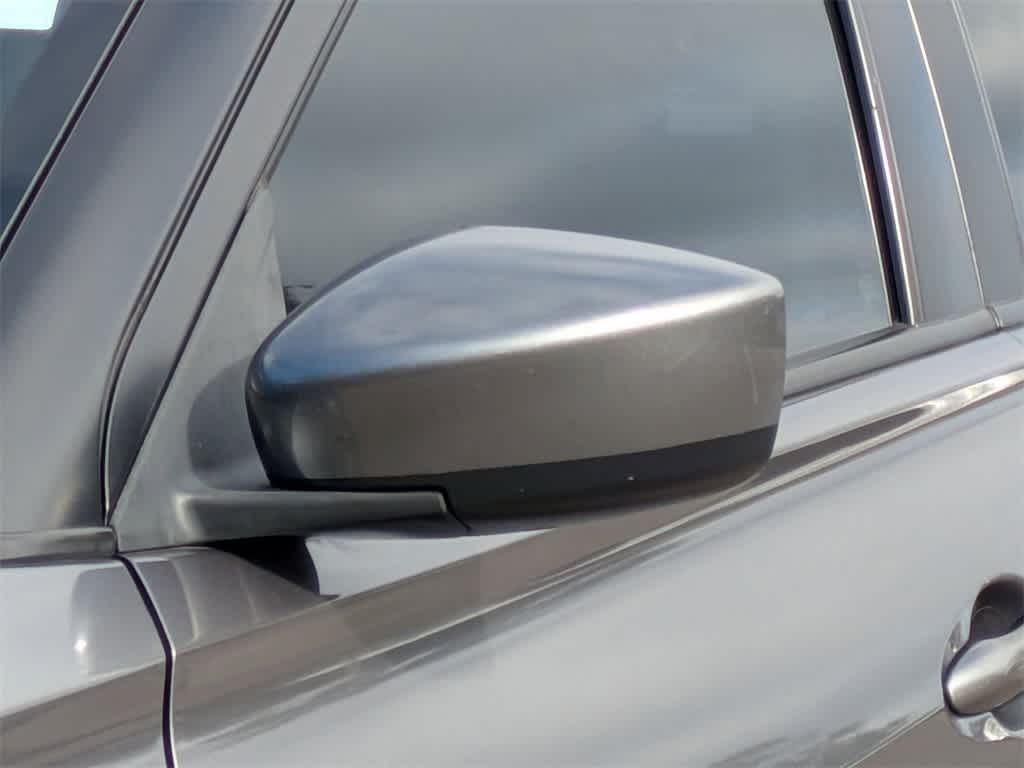 Thumbnail: 2021 Nissan Kicks - 11