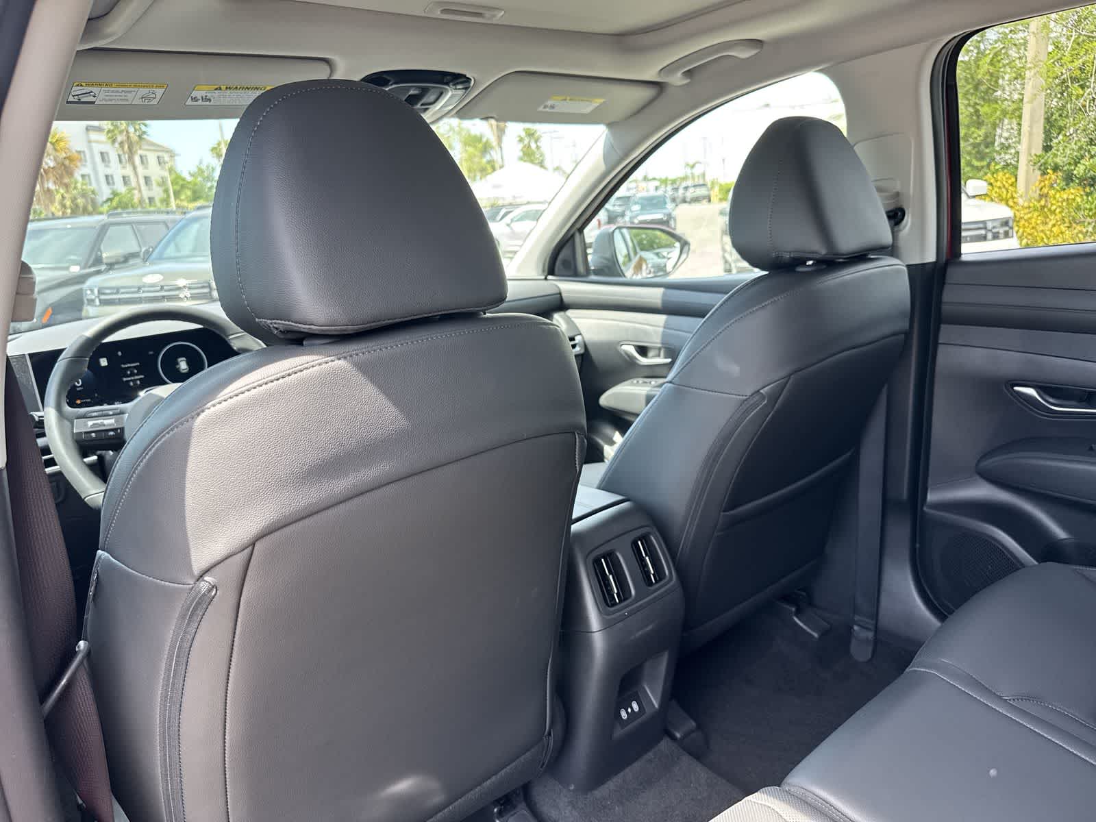 2025 Hyundai Tucson SEL Convenience 17