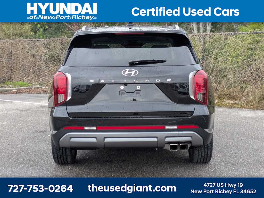 Thumbnail: 2023 Hyundai Palisade - 4