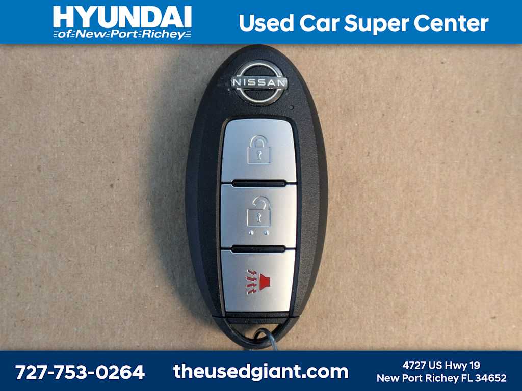 Thumbnail: 2022 Nissan Frontier - 35