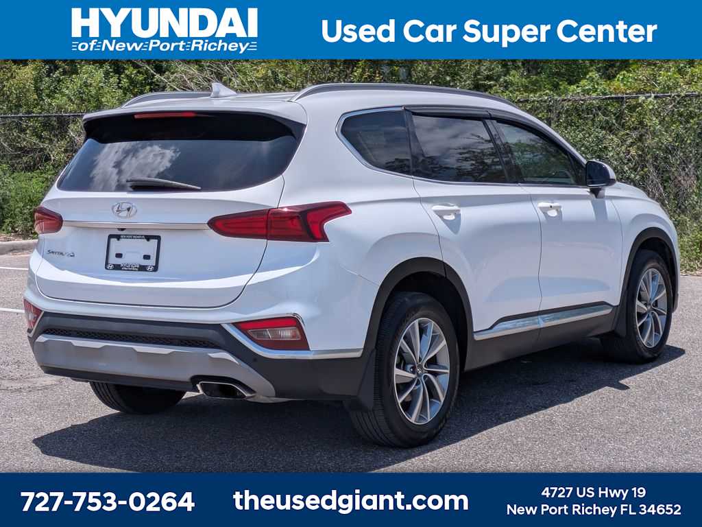 Thumbnail: 2019 Hyundai Santa Fe - 5