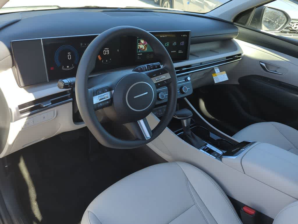 Thumbnail: 2025 Hyundai Tucson - 13