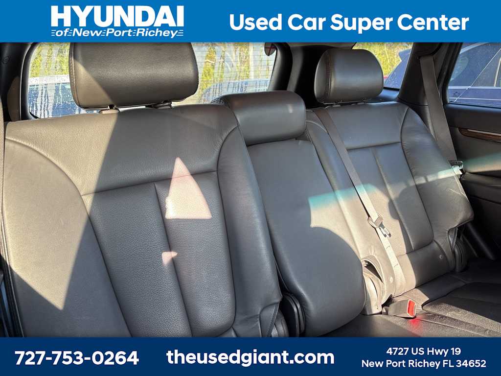 Thumbnail: 2010 Hyundai Santa Fe - 10