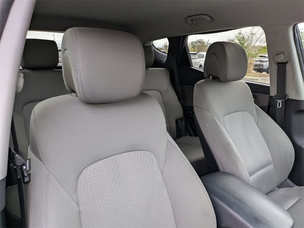 Thumbnail: 2017 Hyundai Santa Fe - 6