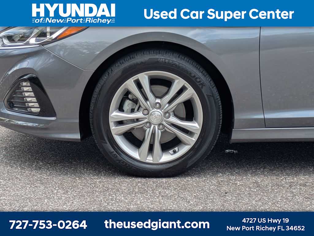 Thumbnail: 2019 Hyundai Sonata - 10
