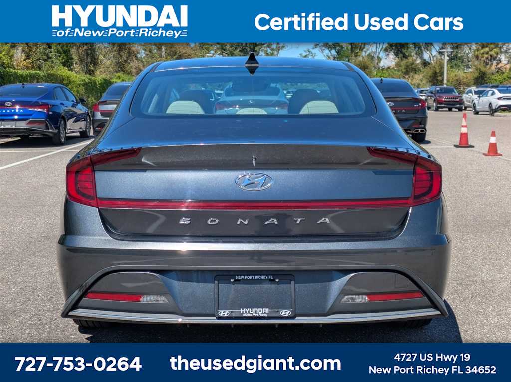 Thumbnail: 2022 Hyundai Sonata - 4