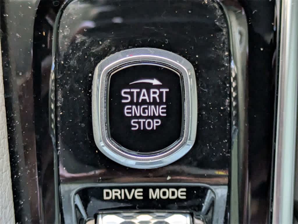 Thumbnail: 2020 Volvo XC90 - 42