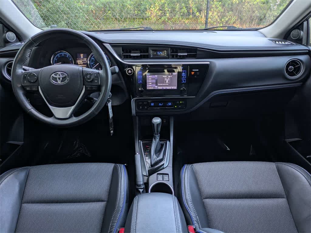 Thumbnail: 2017 Toyota Corolla - 15