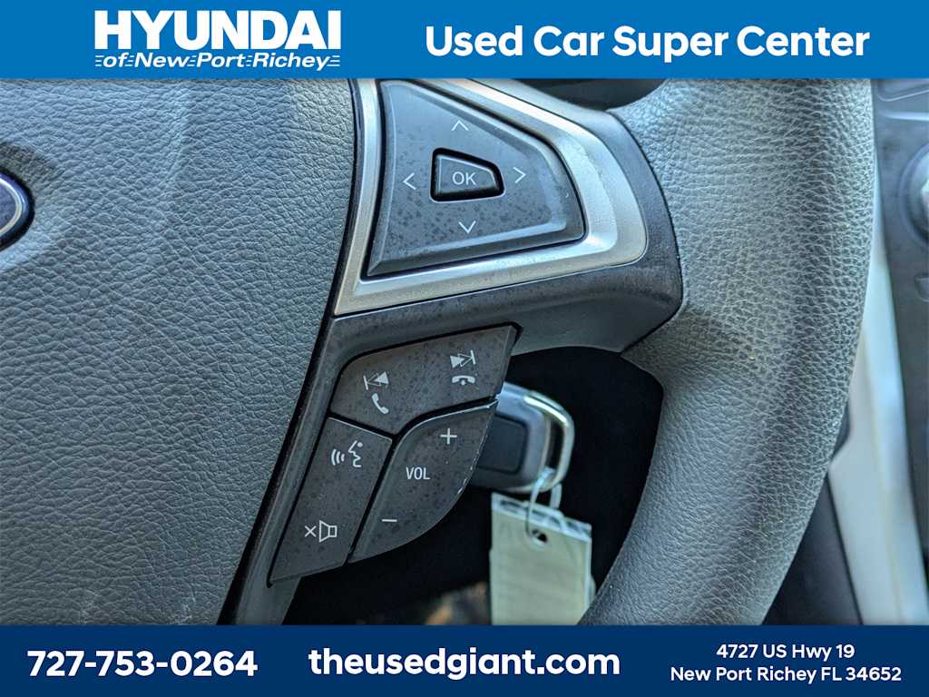 Thumbnail: 2013 Ford Fusion - 26