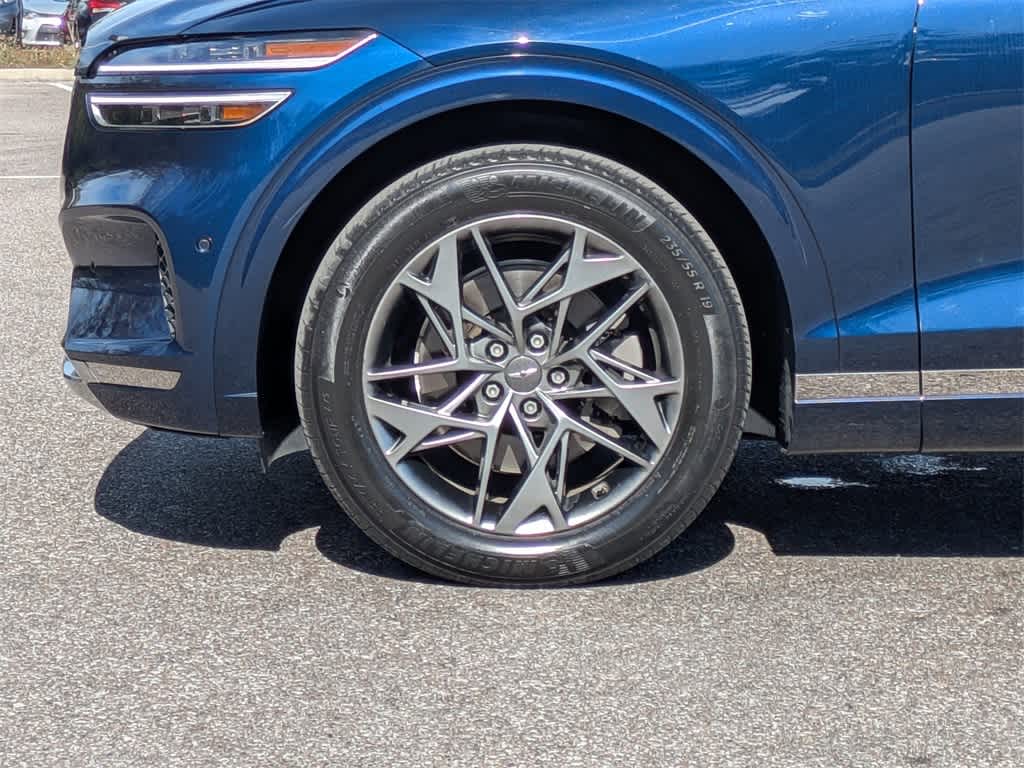 Thumbnail: 2022 Genesis GV70 - 10