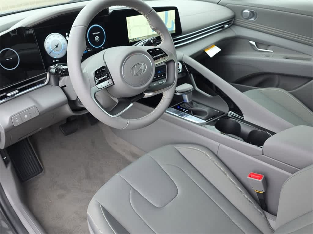 Thumbnail: 2025 Hyundai Elantra - 13