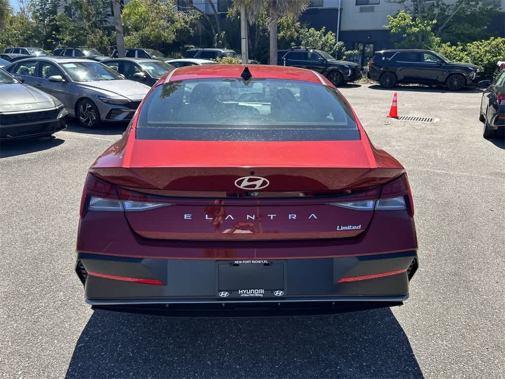 Thumbnail: 2025 Hyundai Elantra - 4