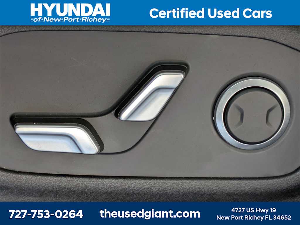 Thumbnail: 2025 Hyundai Santa Fe - 27