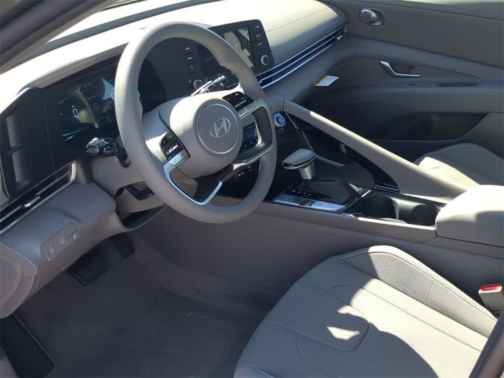 Thumbnail: 2026 Hyundai Elantra - 14