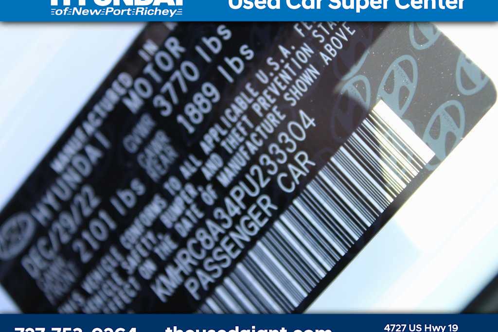 Thumbnail: 2023 Hyundai Venue - 12