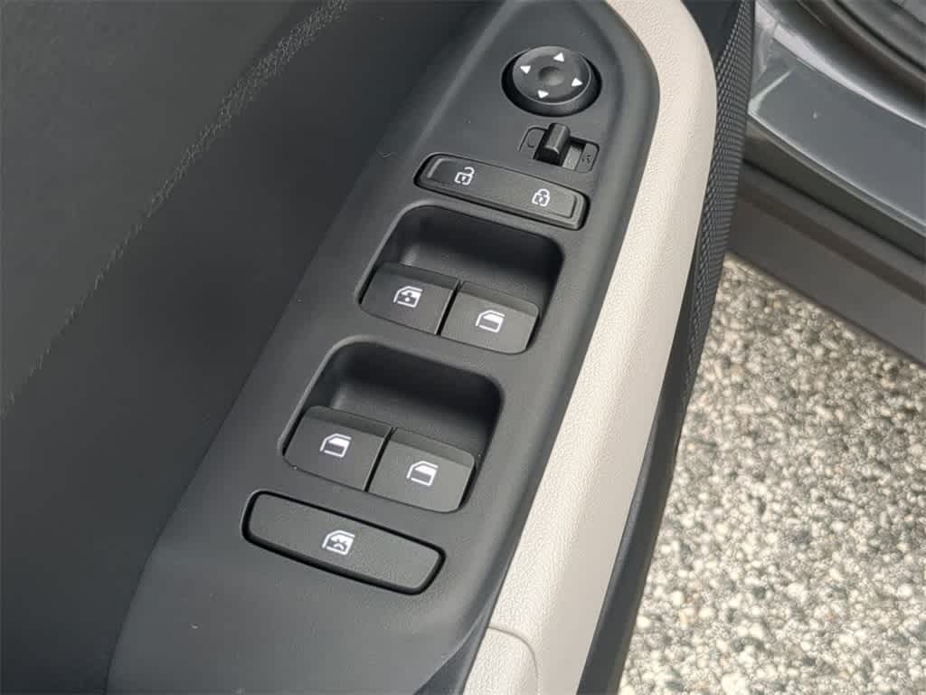 Thumbnail: 2026 Hyundai Venue - 18