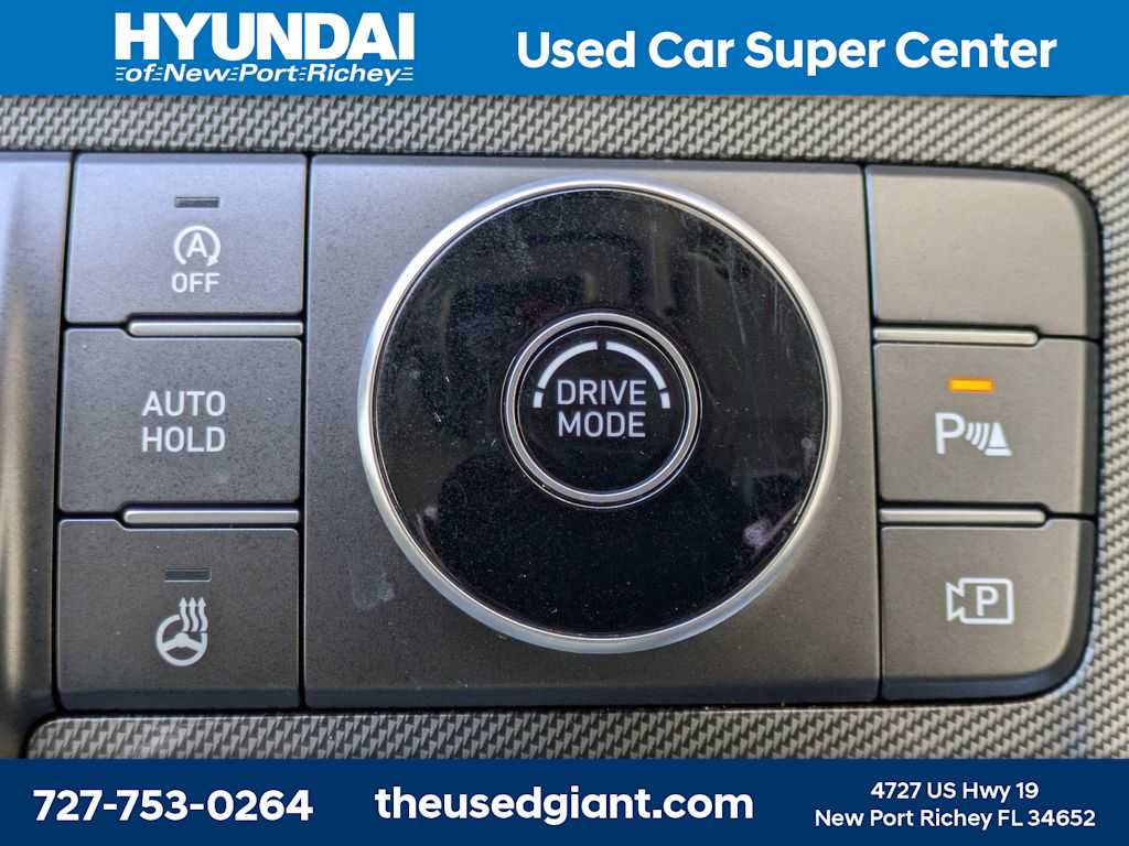 Thumbnail: 2023 Hyundai Santa Fe - 31