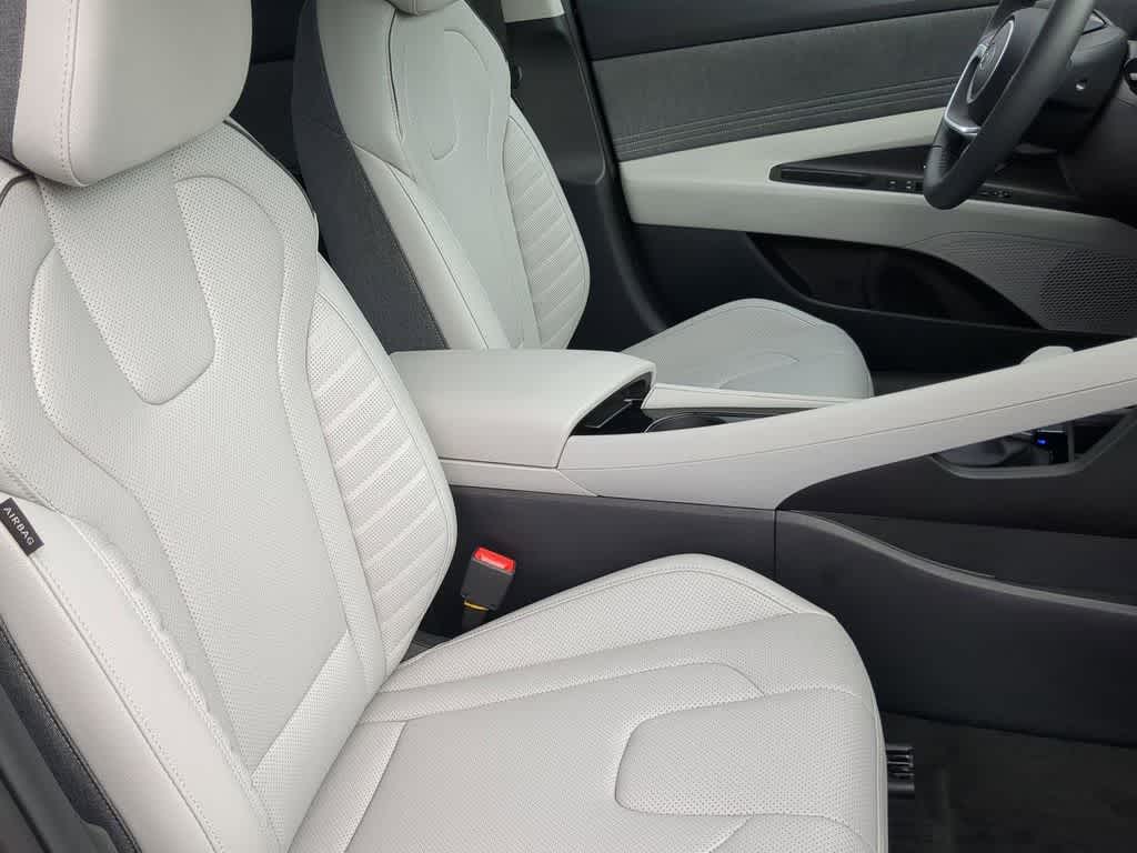 Thumbnail: 2026 Hyundai Elantra - 23