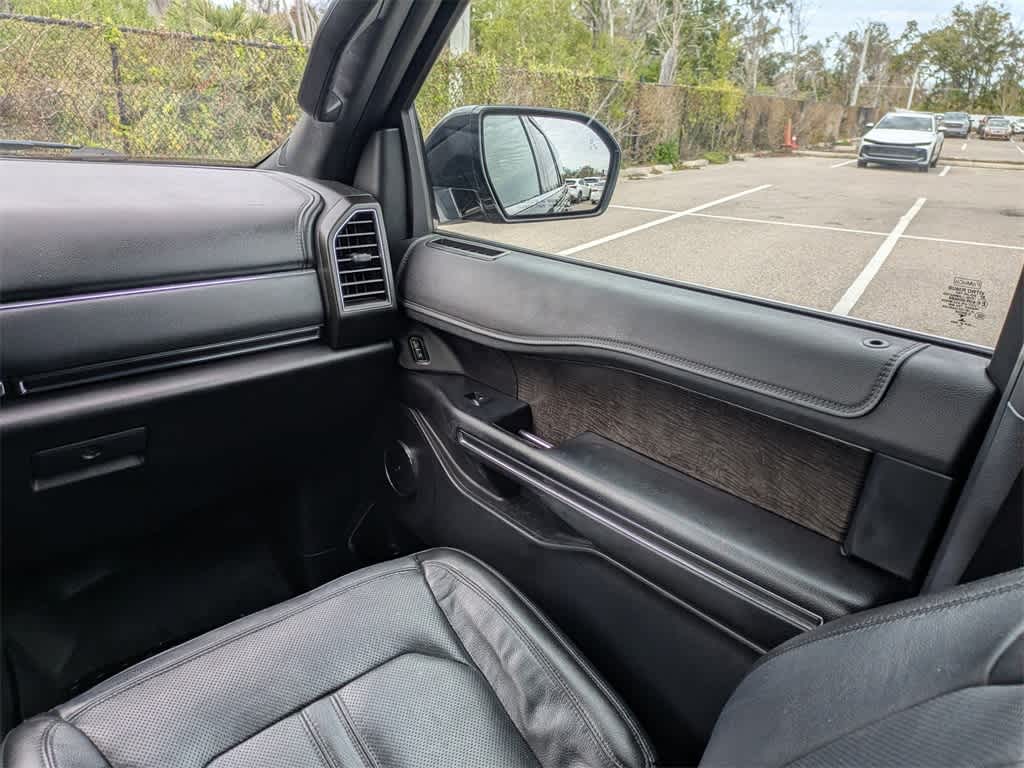 Thumbnail: 2018 Ford Expedition - 24