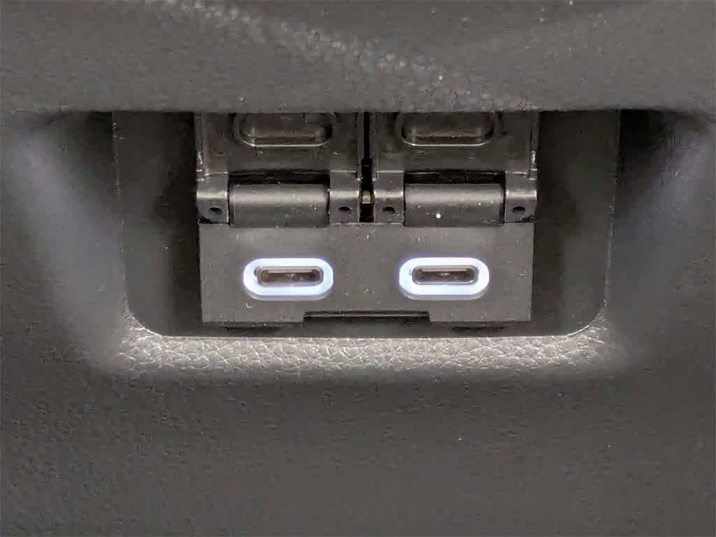 Thumbnail: 2025 Toyota RAV4 - 18