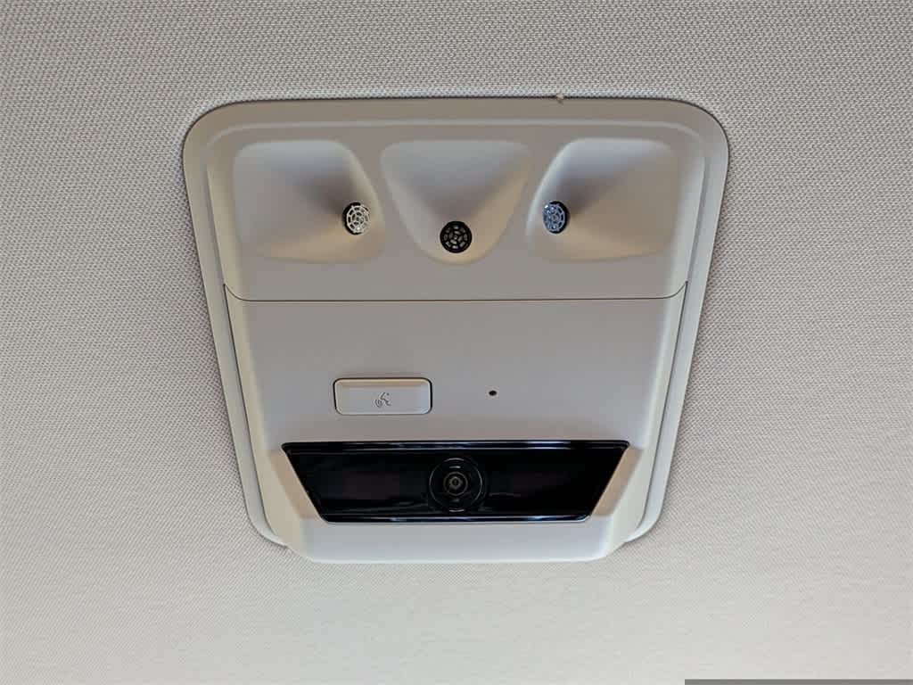 Thumbnail: 2023 Kia Carnival - 21