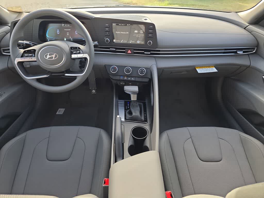 Thumbnail: 2026 Hyundai Elantra - 18