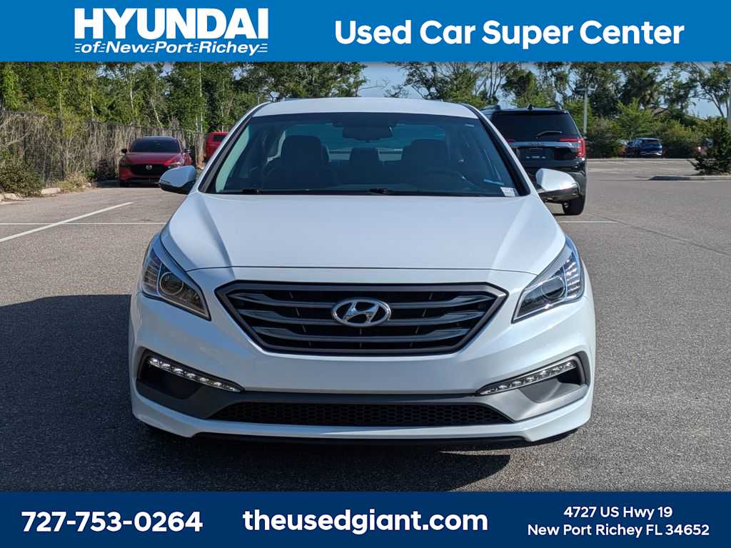 Thumbnail: 2016 Hyundai Sonata - 8