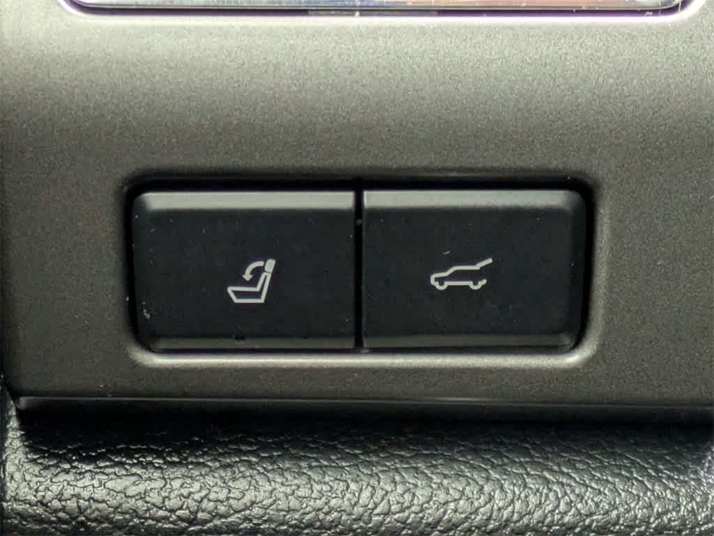 Thumbnail: 2020 Ford Expedition - 38