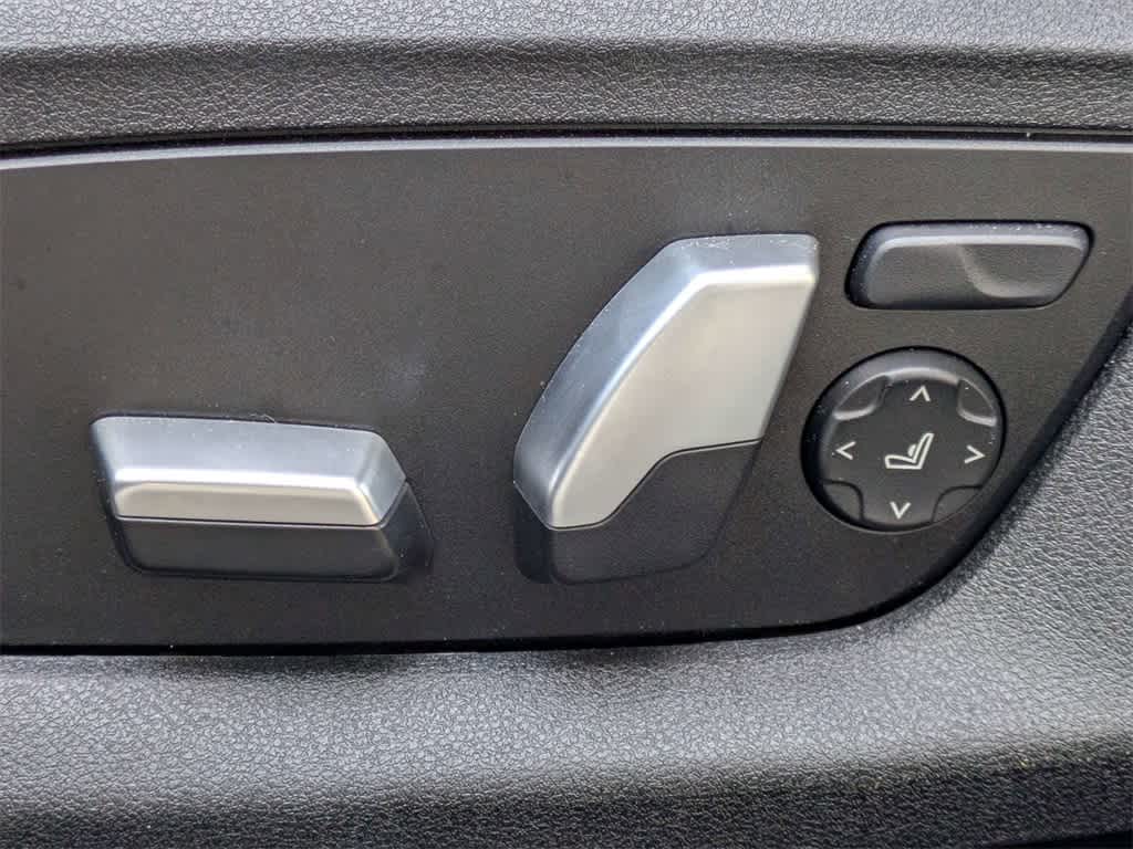 Thumbnail: 2018 BMW 5 Series - 21