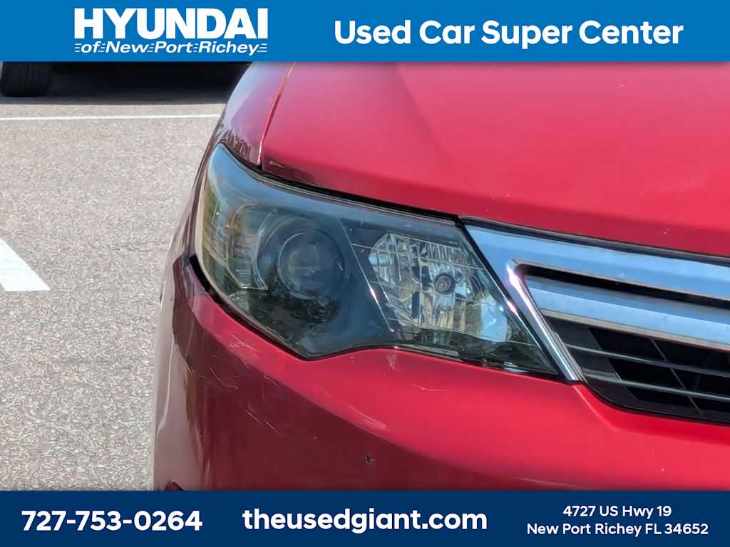 Thumbnail: 2012 Toyota Camry - 9