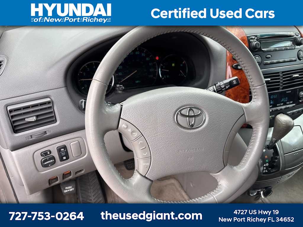 Thumbnail: 2006 Toyota Sienna - 11