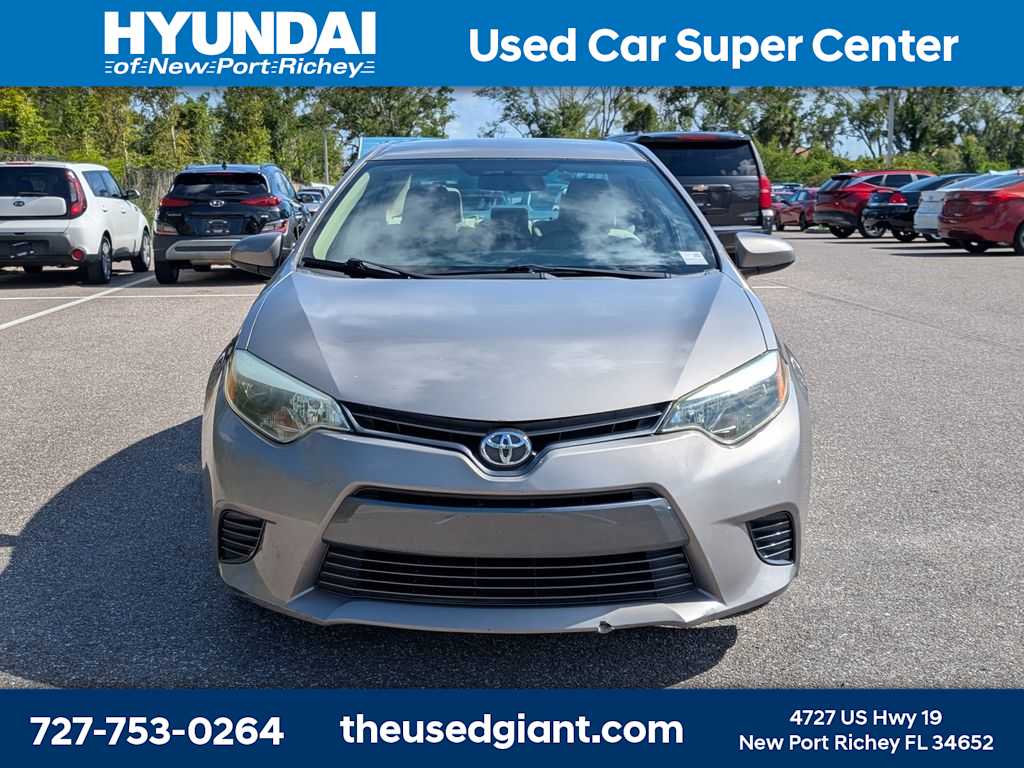 Thumbnail: 2015 Toyota Corolla - 8