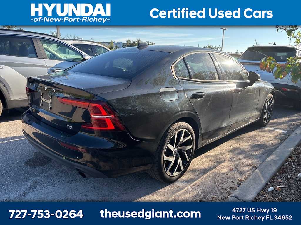 Thumbnail: 2019 Volvo S60 - 3