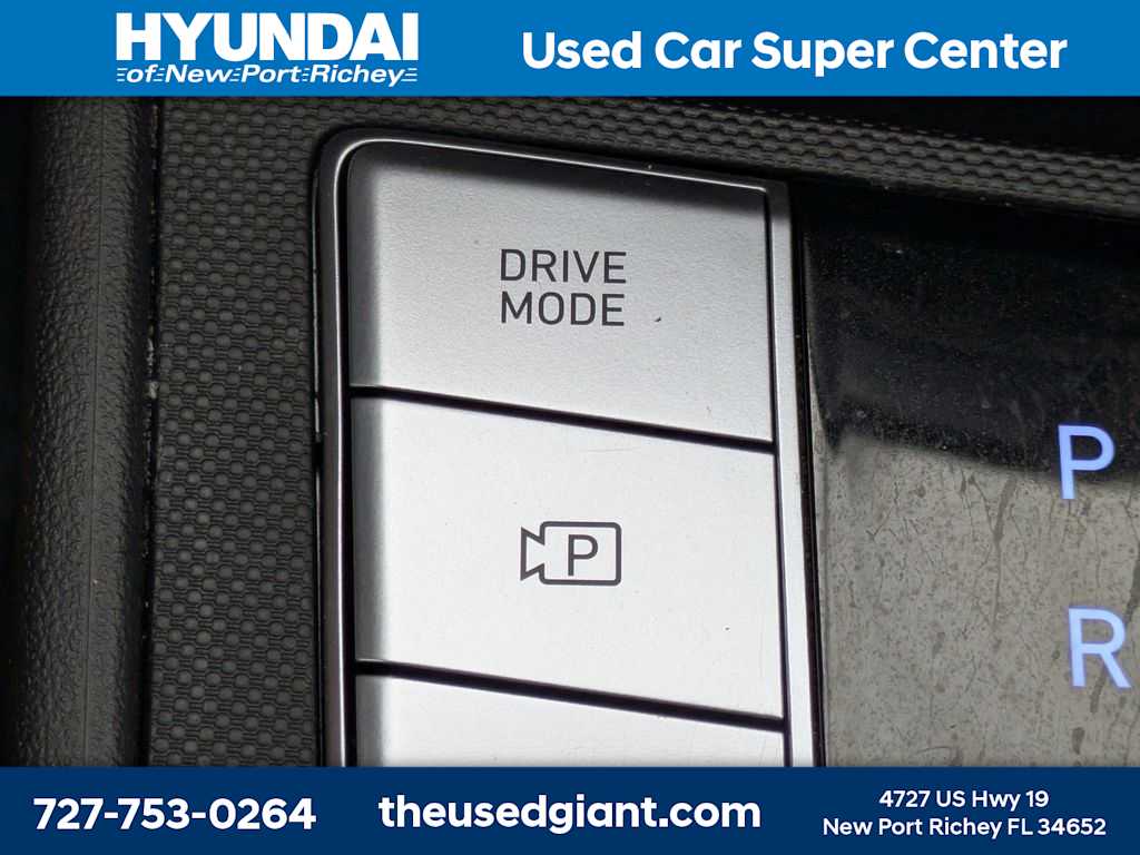 Thumbnail: 2023 Hyundai Elantra - 20