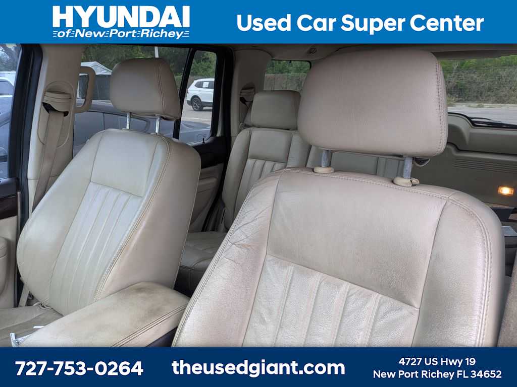 Thumbnail: 2003 Lincoln Aviator - 3